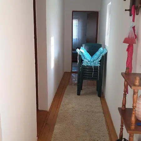 Apartment Apartman Hanija *
