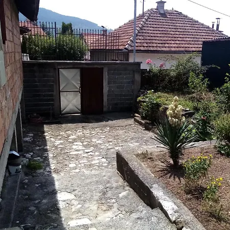 Apartment Apartman Hanija *
