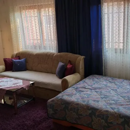 Apartman Hanija Apartment